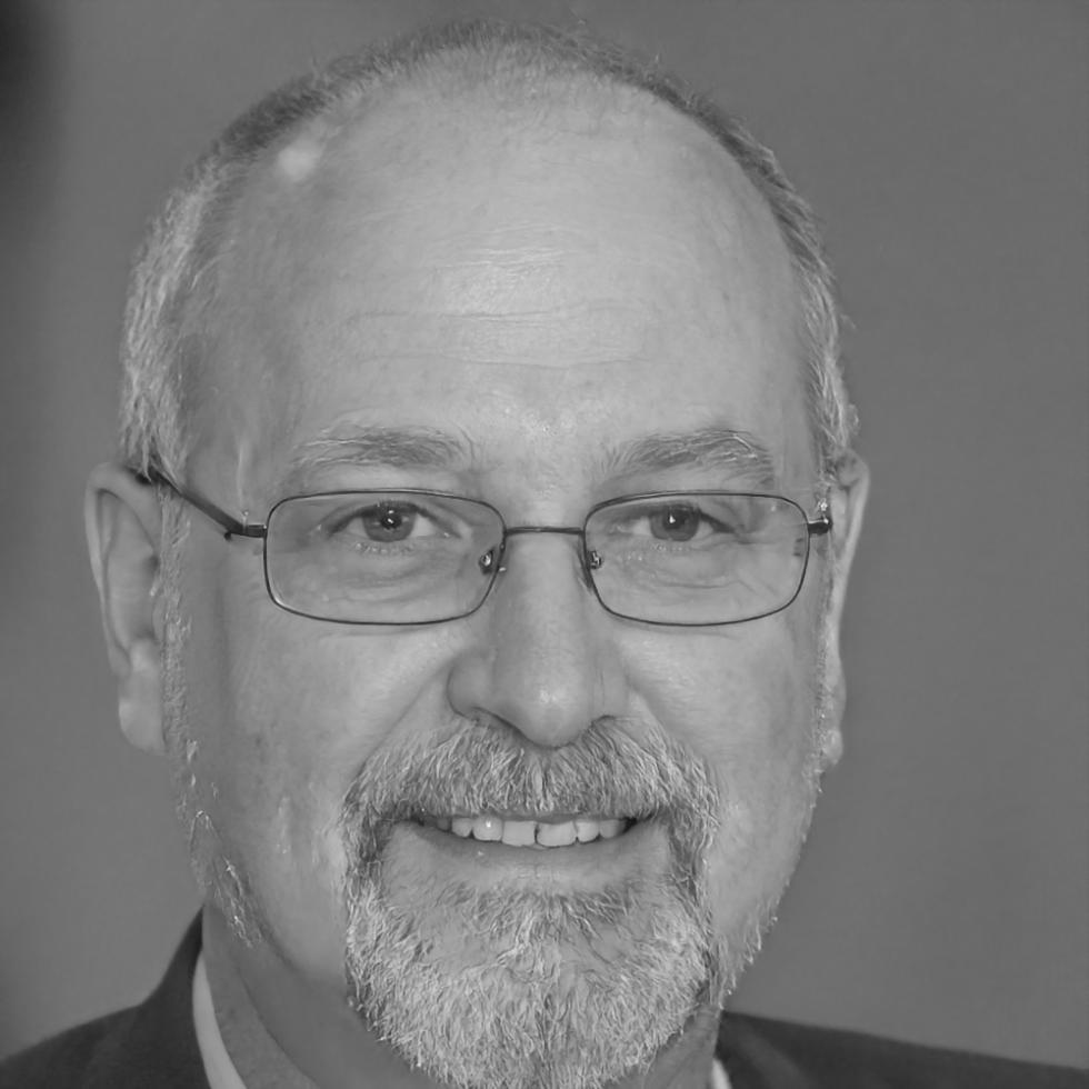 Desmond Thorvaldsen, instructor financiero